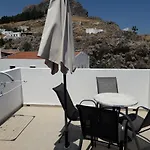 شقة Philippos & *