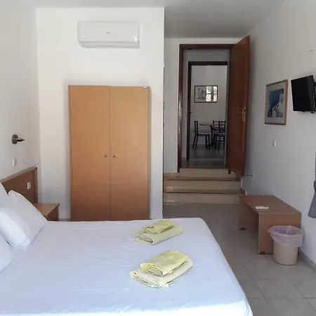 Philippos Studios&apt * Líndos