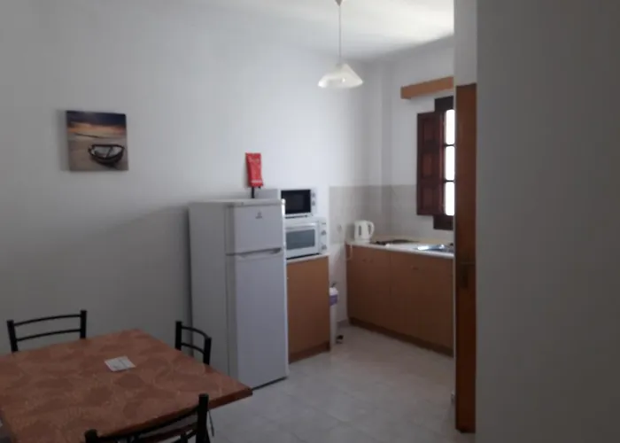 Philippos & * Lindos (Rhodes)